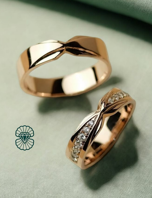 Set de Anillos de Boda en Oro Rosa con Diseño Entrelazado