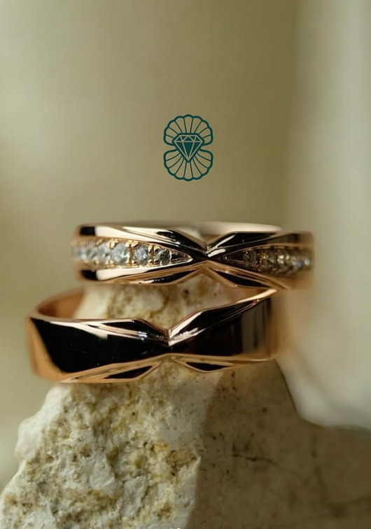 Set de Anillos de Boda en Oro Rosa con Diseño Entrelazado