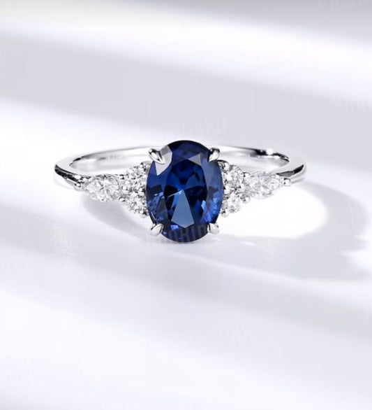 Anillo de Compromiso Corte Ovalado Azul