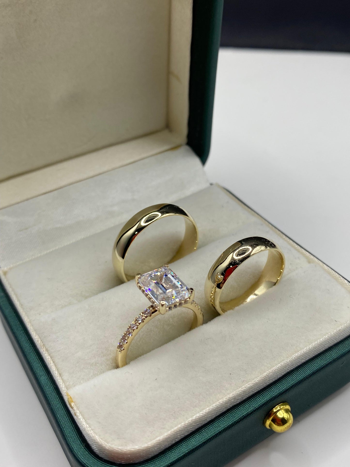 Set de Anillos de Boda en Oro Amarillo