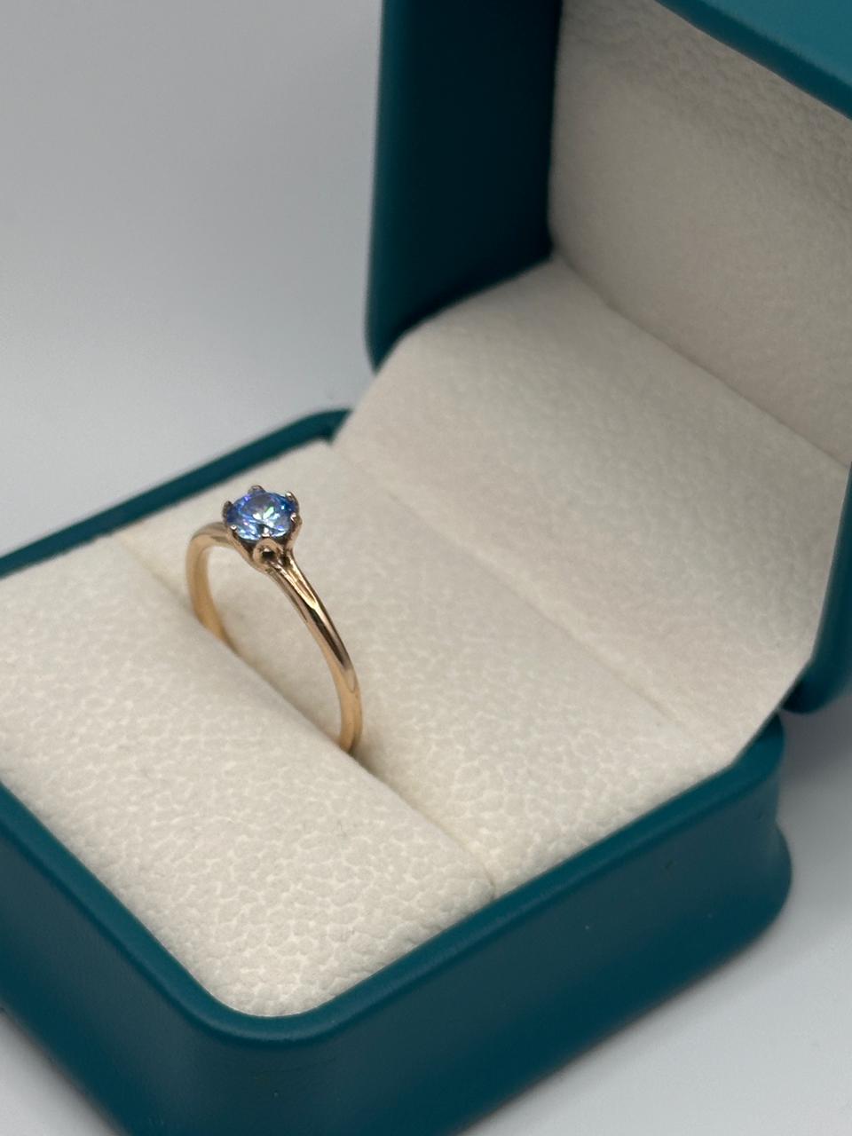 Anillo “Blue Heart” – Oro Amarillo 10K