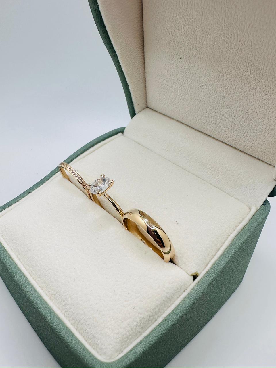 💖 Alianzas de Boda y Anillo de Compromiso en Oro