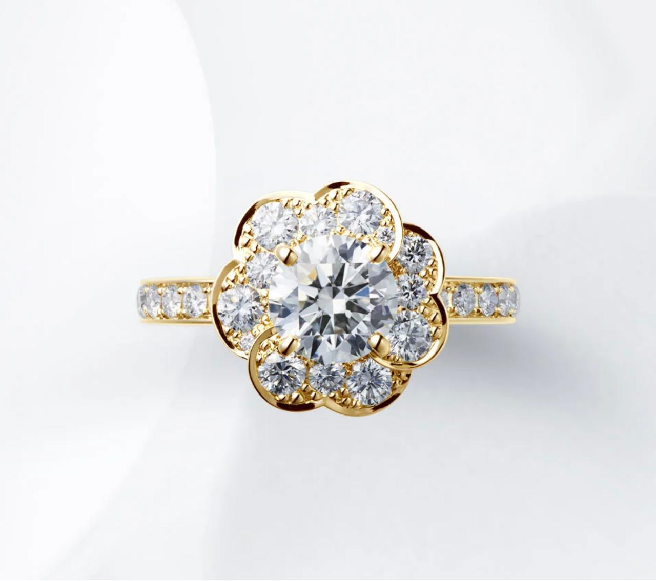 Anillo ded Compromiso con Diseño Floral