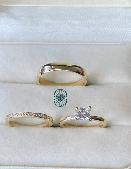 ✨ Trío de Anillos de Boda en Oro Amarillo ✨