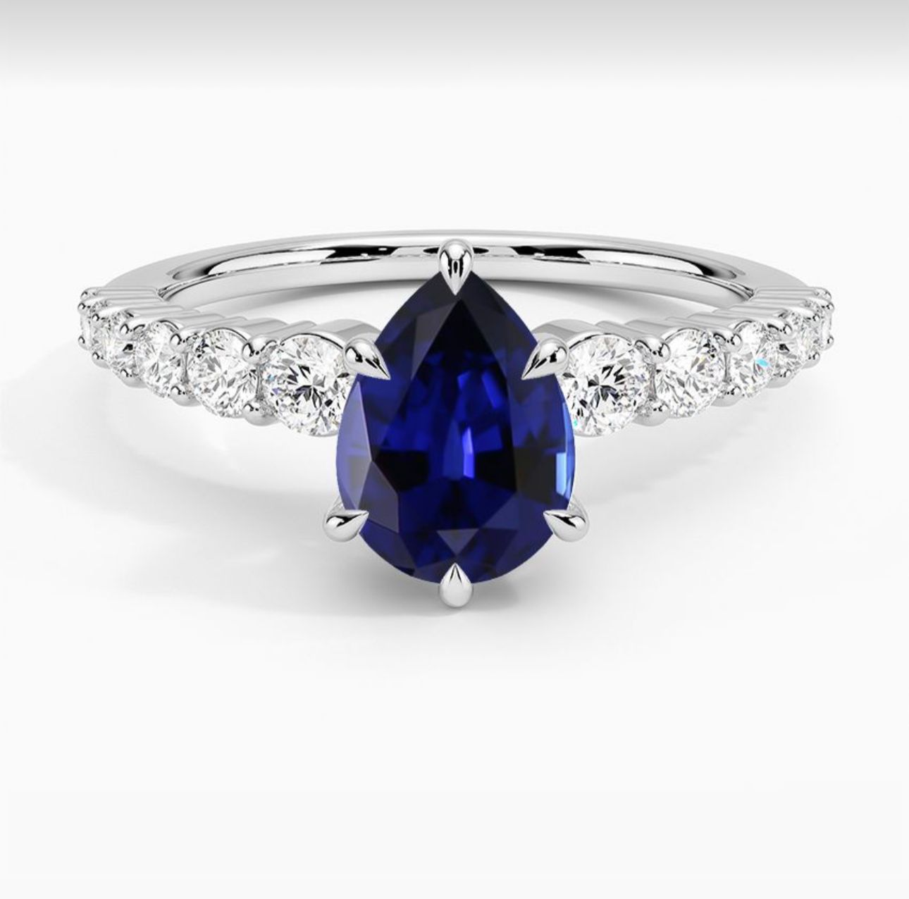 Anillo de Compromiso con Corte de Lágrima Azul