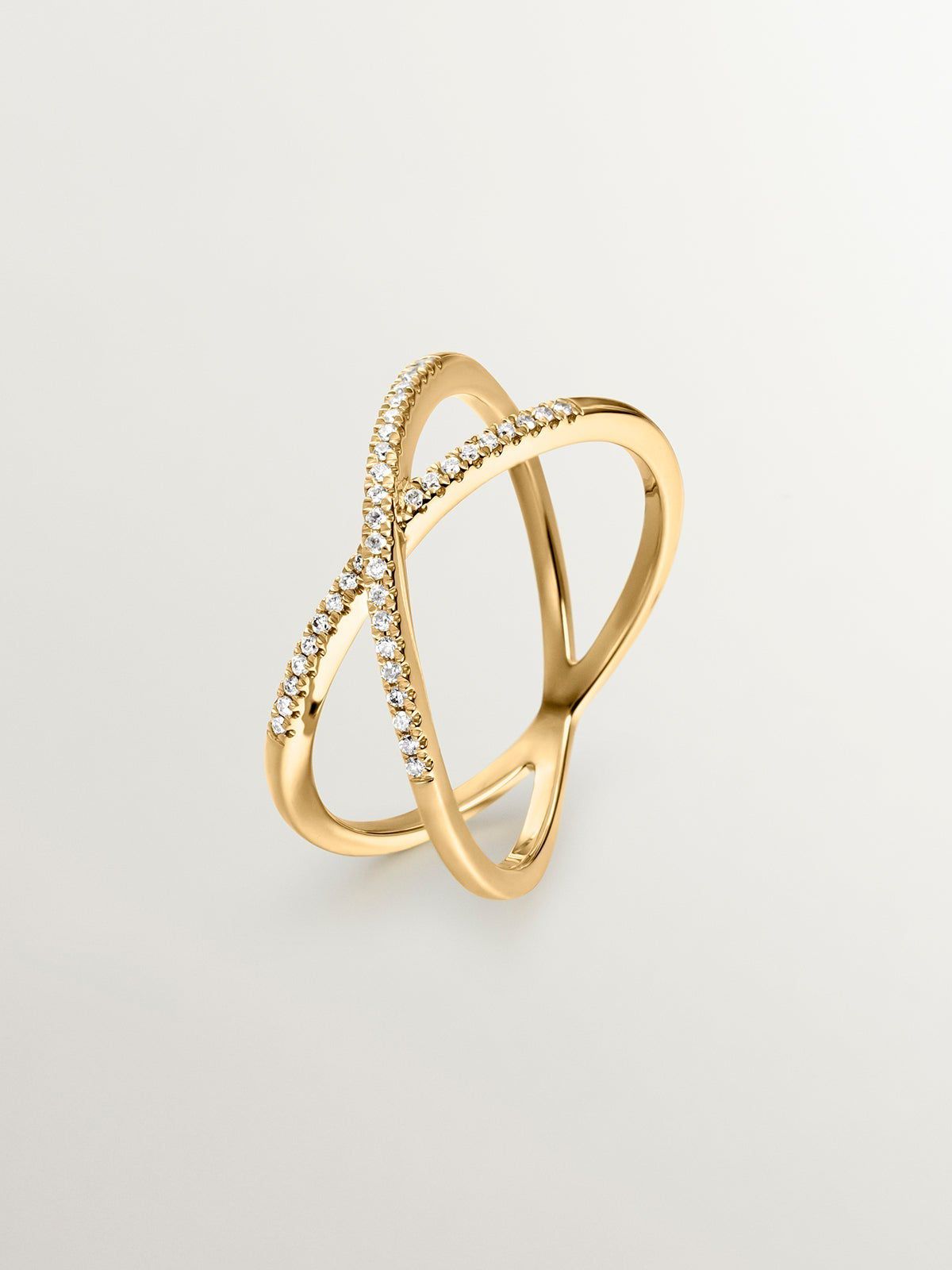 Anillo Casual en Oro Amarillo con Diseño Cruzado