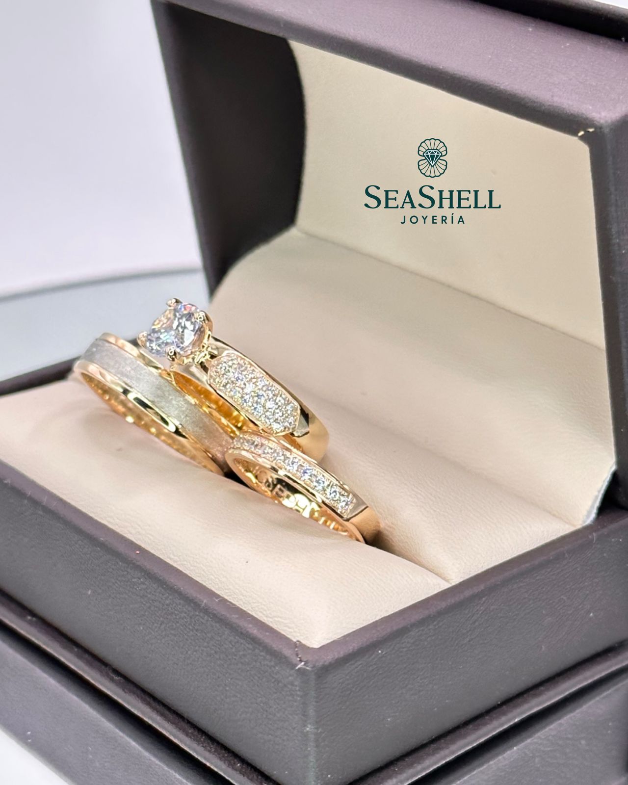 Trío de Anillos de Boda en Oro Amarillo y Blanco