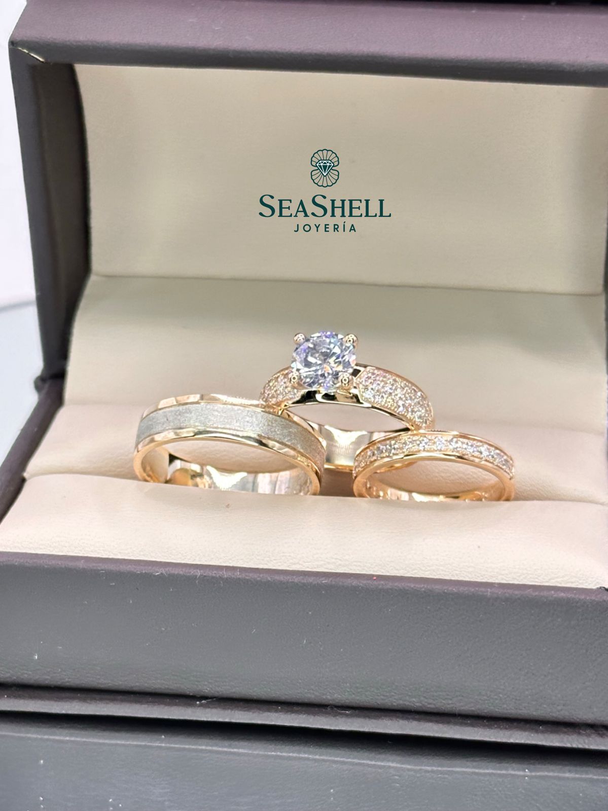 Trío de Anillos de Boda en Oro Amarillo y Blanco