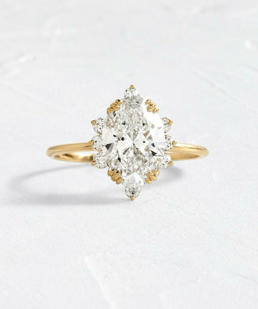 Anillo de Compromiso Corte Ovalado 10 k