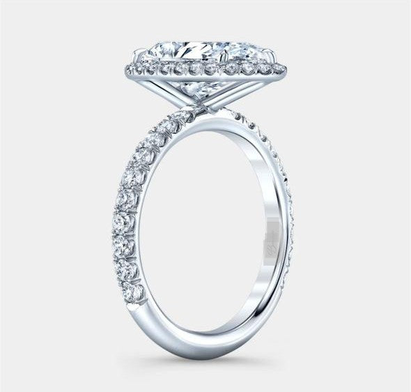 Anillo de Compromiso Corte de Lágrima Estilo Halo