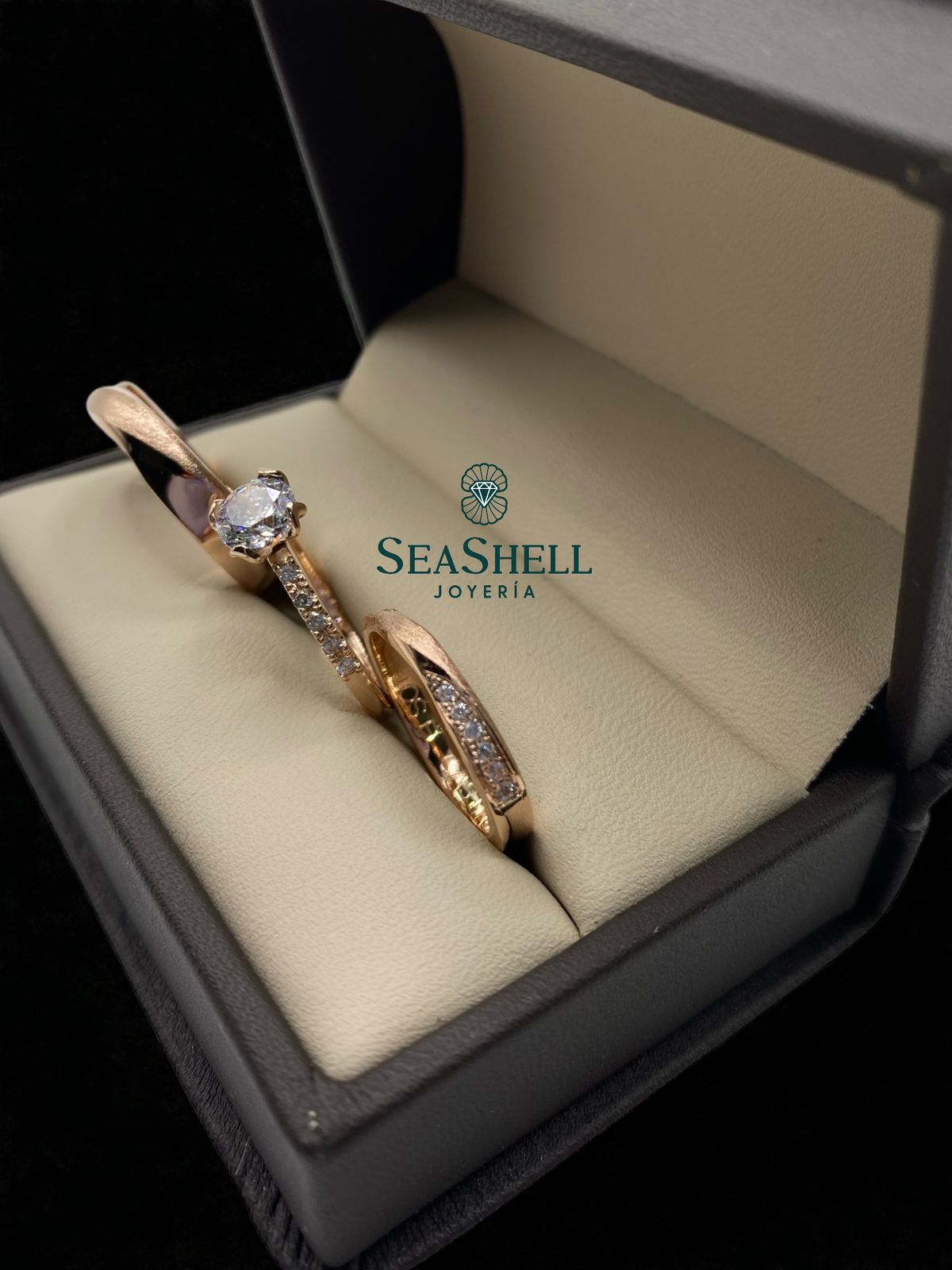 ✨ Trío de Anillos de Boda en Oro Rosado ✨