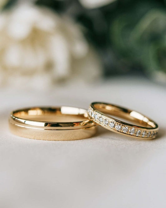 Set de Argollas de Matrimonio en Oro Amarillo – Clásico y Atemporal